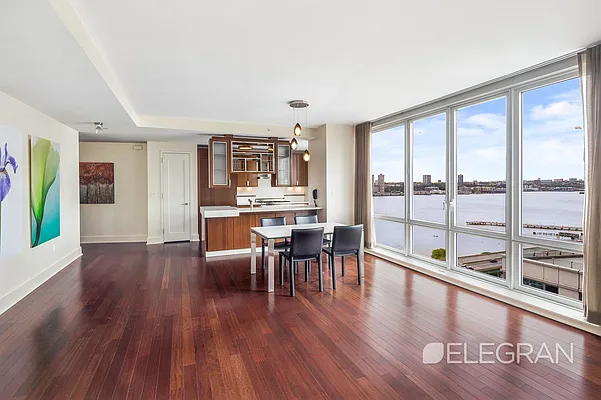 Rented by (Legacy) Elegran | media 12