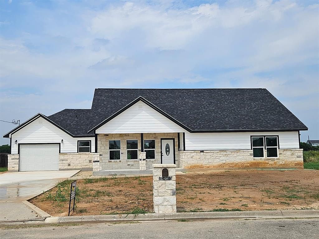 1200 McMillen Blvd, Lockhart, TX 78644 MLS 5432134 Zillow