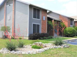 1204 Sam Bass Cir #100, Round Rock, TX 78681