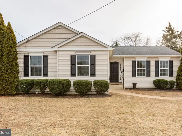 604 Woodford St, Fredericksburg, VA 22401