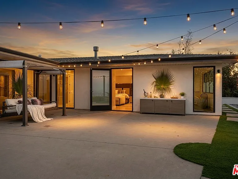 2715 Edwin Pl — Photo 33
