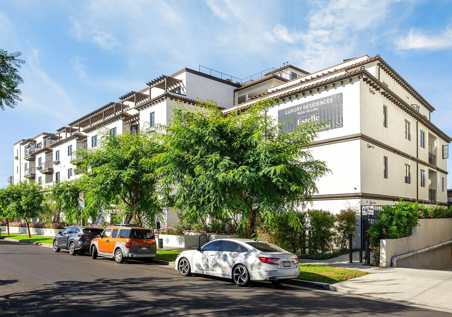 The Estelle: Elevated Amenities and Design ~ NOW OFFERING LIMITED-TIME LEASING SPECIALS! — Photo 2
