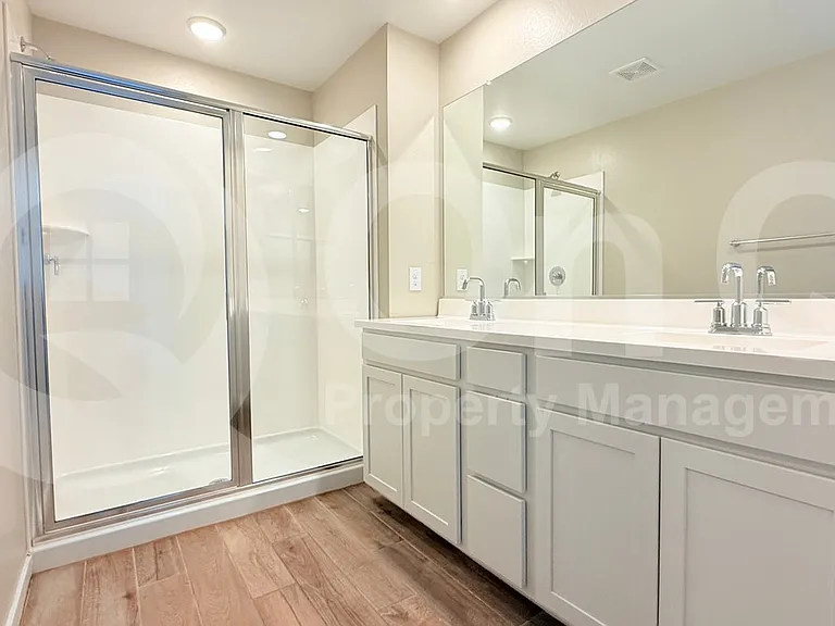 3341 S 180th Ave — Photo 15