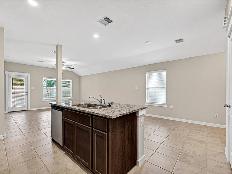 252 Laura Leigh Ln — Photo 13