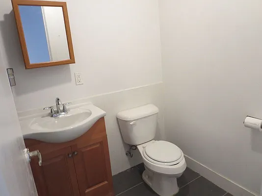 Rented by Eliaman Group, LLC | media 11