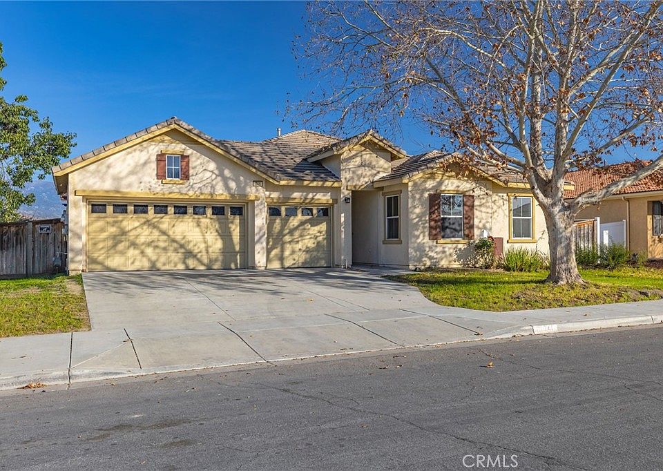 1st image of 741 Amor Dr