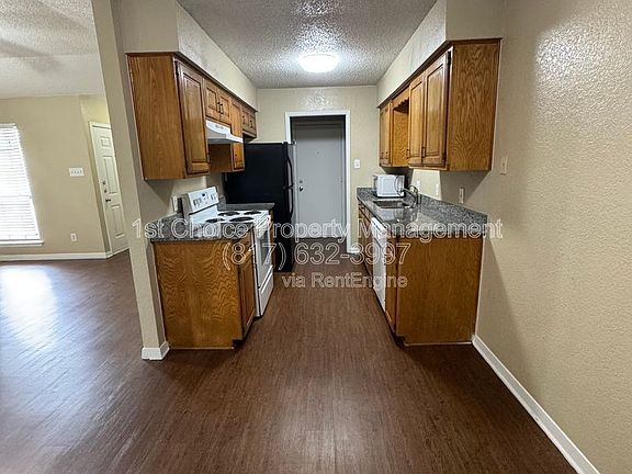 5th image of 1116 Landsdale Ln