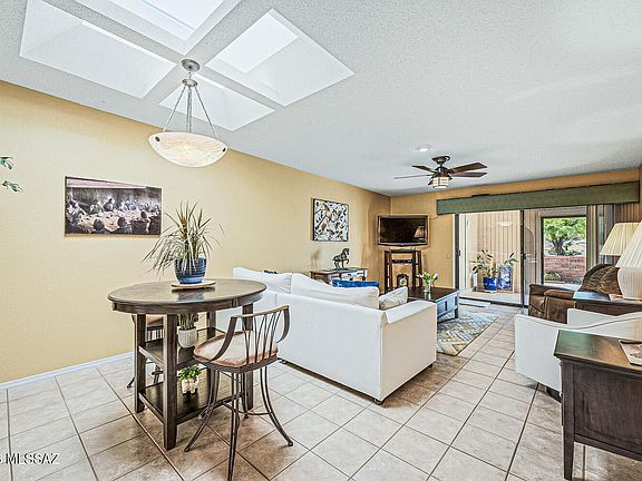 5th image of 3088 S Placita Del Avestruz