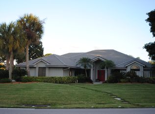 30 Rabbits Run, Palm Beach Gardens, FL 33418