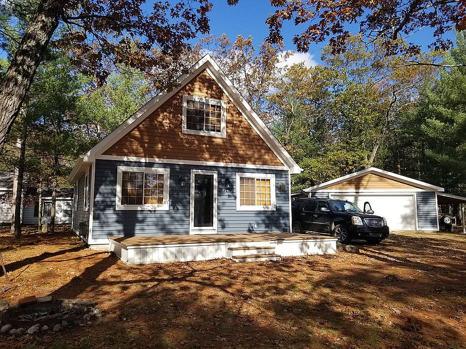 1st image of 3000 Lois St