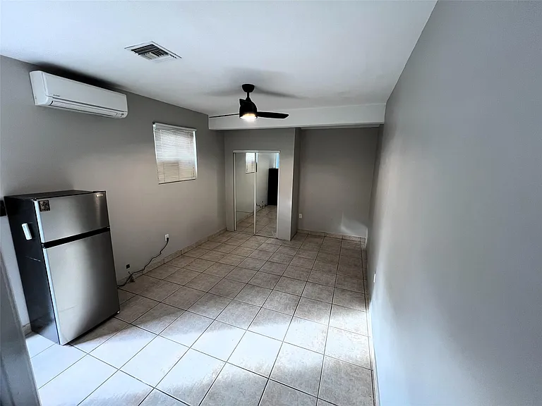 2726 Adams St #3 — Photo 13