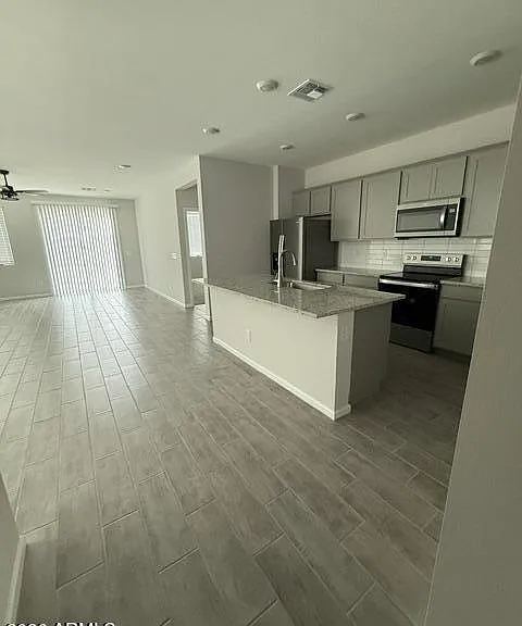 1730 S 246th Ln — Photo 6