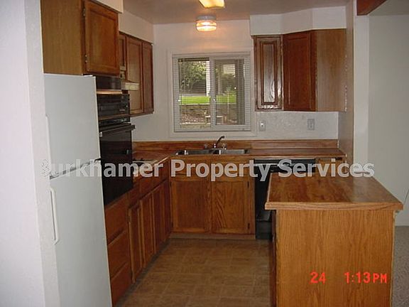 2nd image of 528 Beacon Hill Dr
