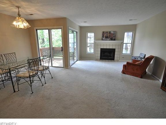4th image of 1316 Cedarwood Dr APT B2