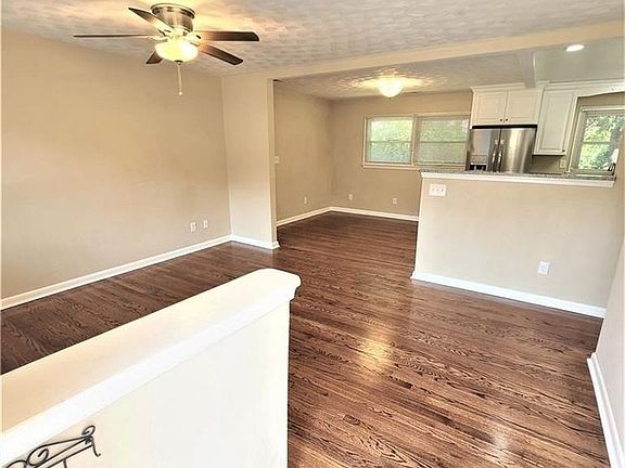 4th image of 1001 Haines Ave