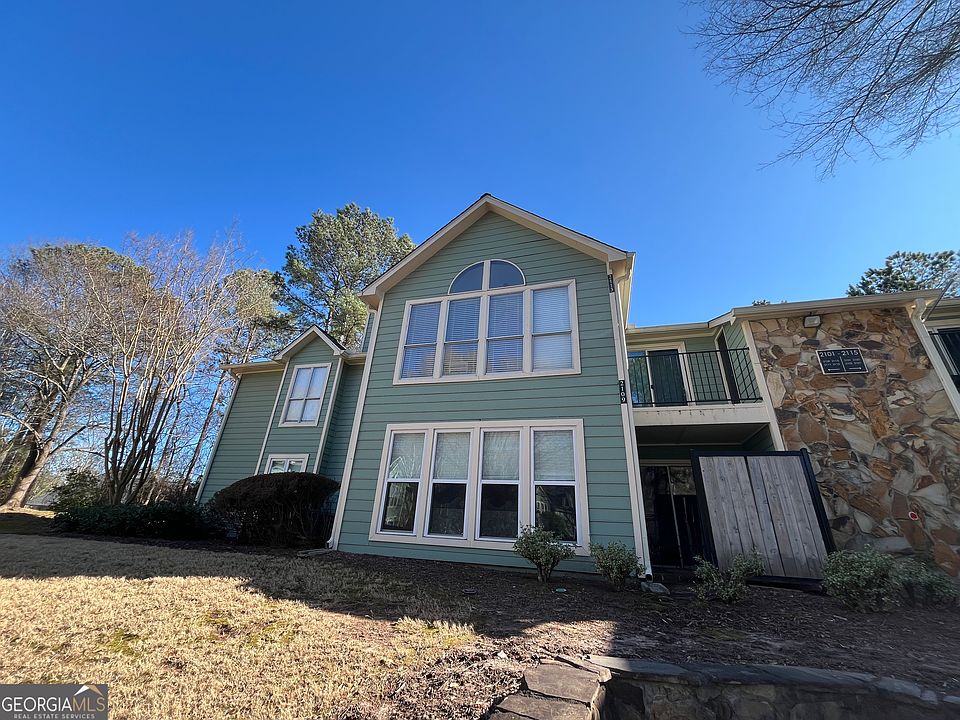 1st image of 2115 Canyon Point Cir