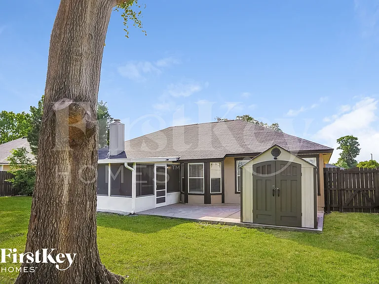 1913 Belhaven Dr — Photo 14