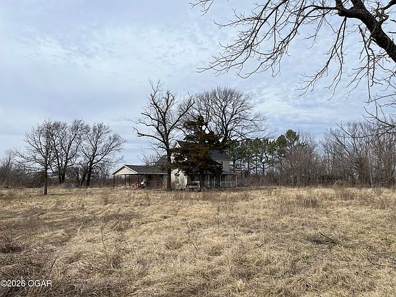 2nd image of 847 S 30th St