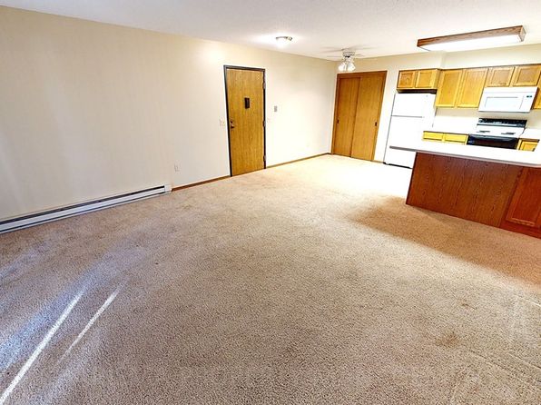 105 & 109 E Cedar St #7