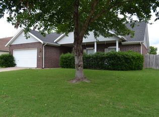 1207 N 23rd Pl, Rogers, AR 72756
