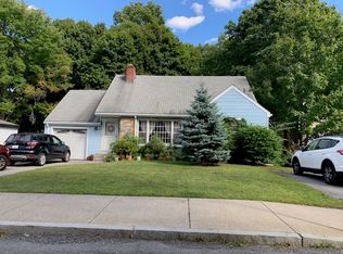 52 Pond St, Stoneham, MA 02180