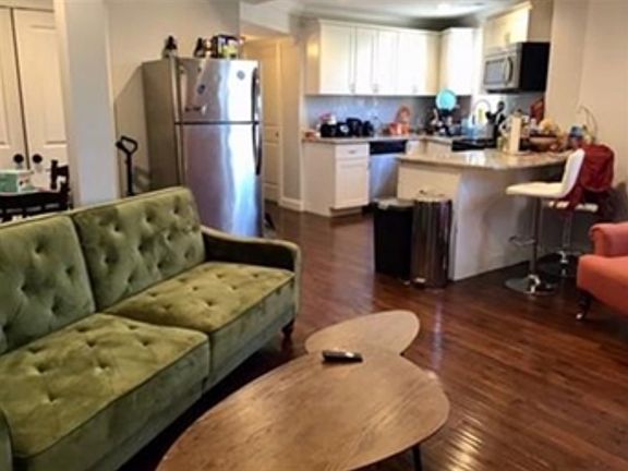 2nd image of 140 Marcella St #2