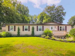 7680 North Rd, Mentor On The Lake, OH
