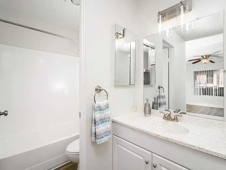 Antone Apartments — Photo 41