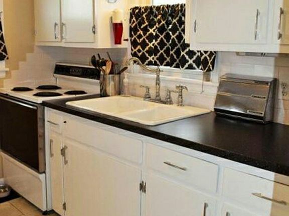 2nd image of 824 Wintermute Ave