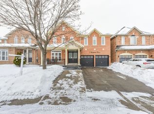 7 Chapparal Dr, Brampton, ON L6R3C5