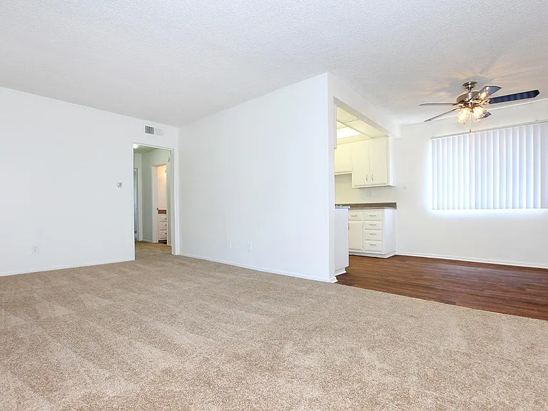 Casa Bonita Apartment Homes — Photo 23
