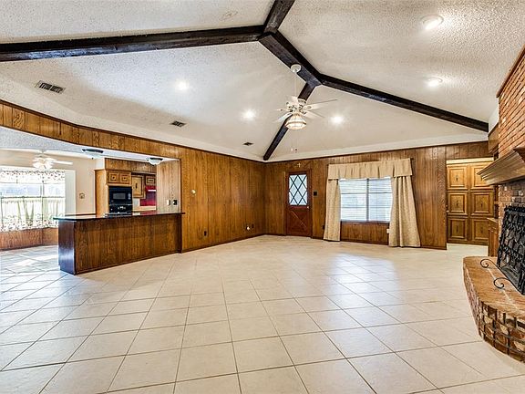 4th image of 1832 Anna Dr