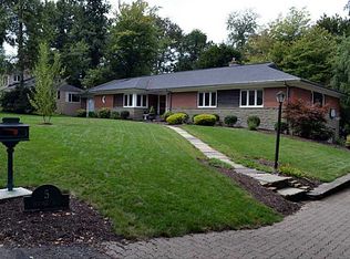 5 Newgate Rd, Pittsburgh, PA 15202