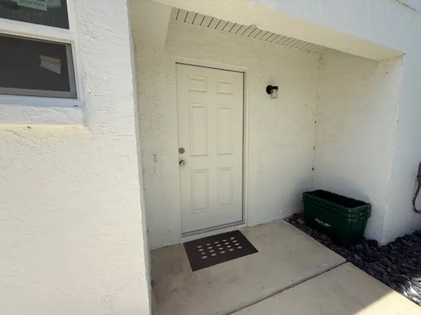 510 Jackson Ave, Cape Canaveral, FL 32920
