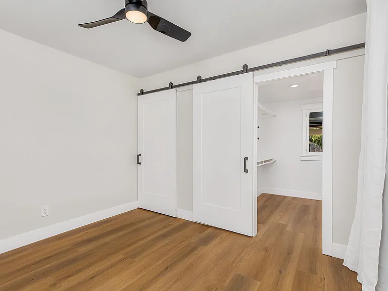 3844 Linwood Pl — Photo 14