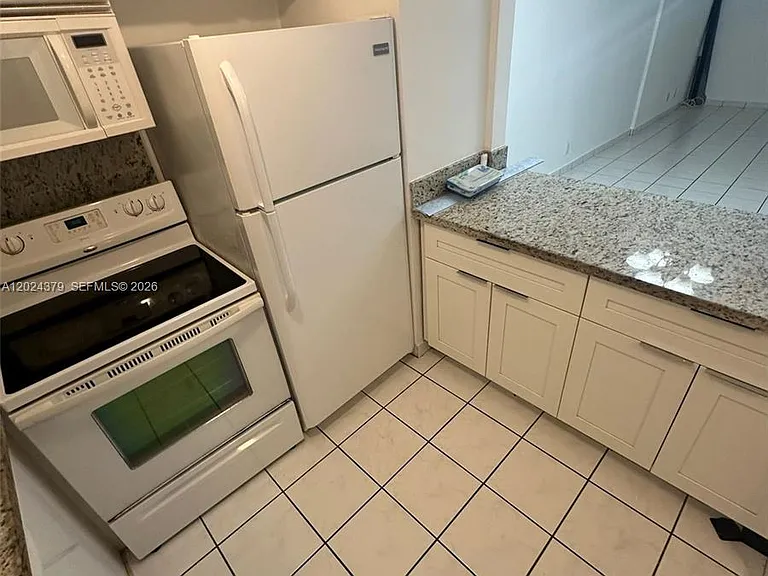 6505 Winfield Blvd #B-3 — Photo 9