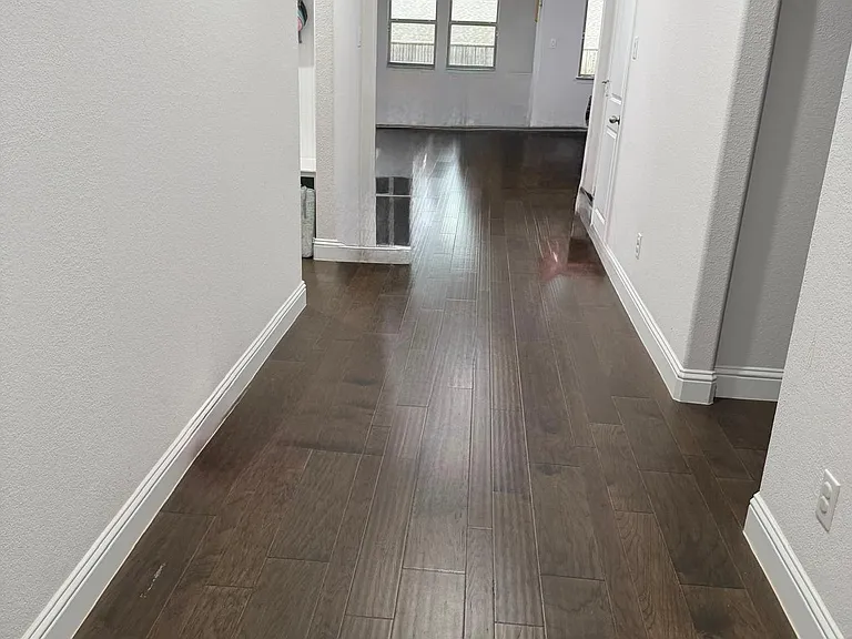 1313 Johnson Dr — Photo 2