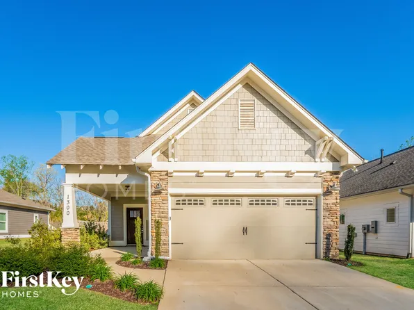 1300 Shades Ter, Birmingham, AL 35210