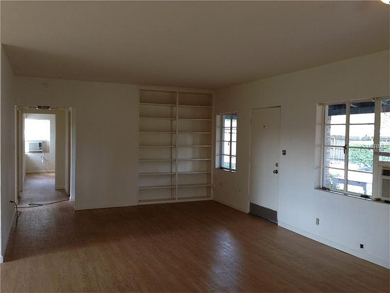 2nd image of 629 Ellen Dr