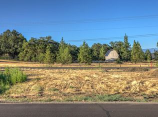 1026 Ruby Meadows Dr, Eagle Pt, OR 97524