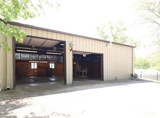 58 Barb Mels Ln, Sunrise Beach, MO 65079