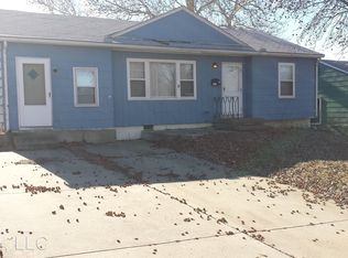 11209 E 22nd St, Independence, MO 64052