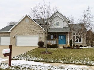 2605 Hastings Rd, Chatham, IL 62629