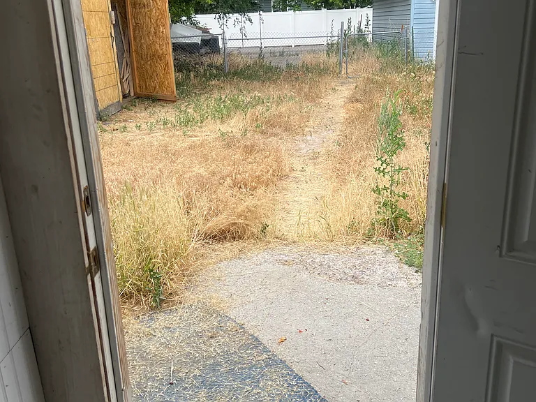 428 N 12th Ave — Photo 14