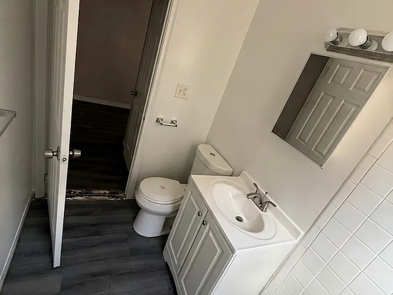 2495 Main St #3 — Photo 4