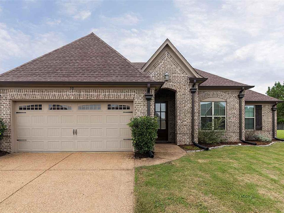1st image of 30 Donna Lyn Dr