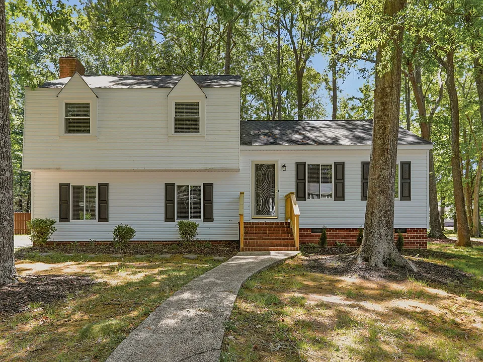 9015 Covewood Rd