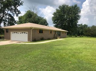 738 Fry Gap Rd, Arab, AL 35016