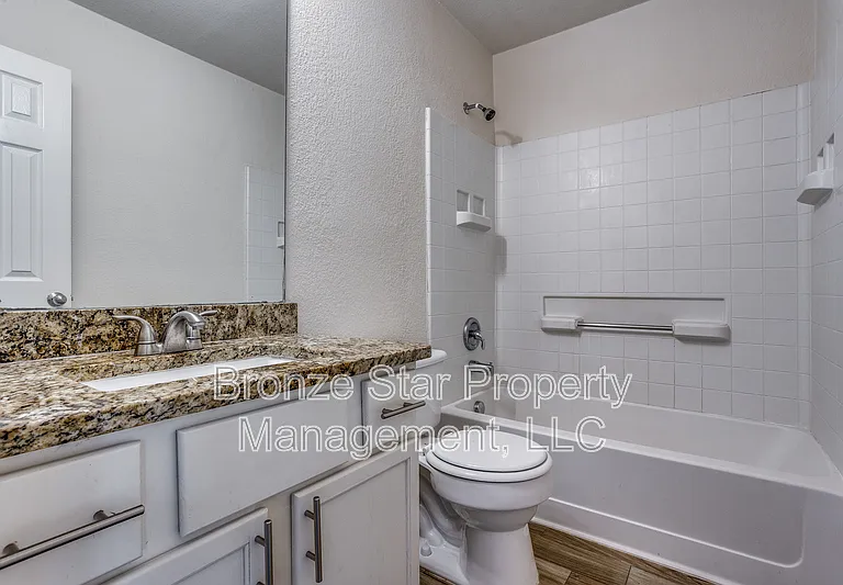 722 Seneca Dr — Photo 13
