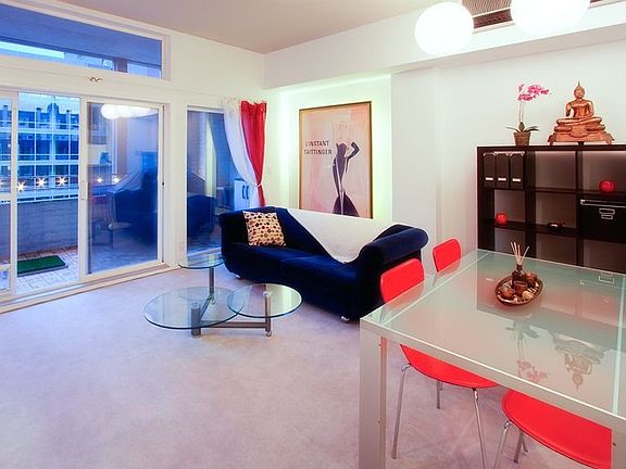 5th image of 526 1st Ave S APT 410